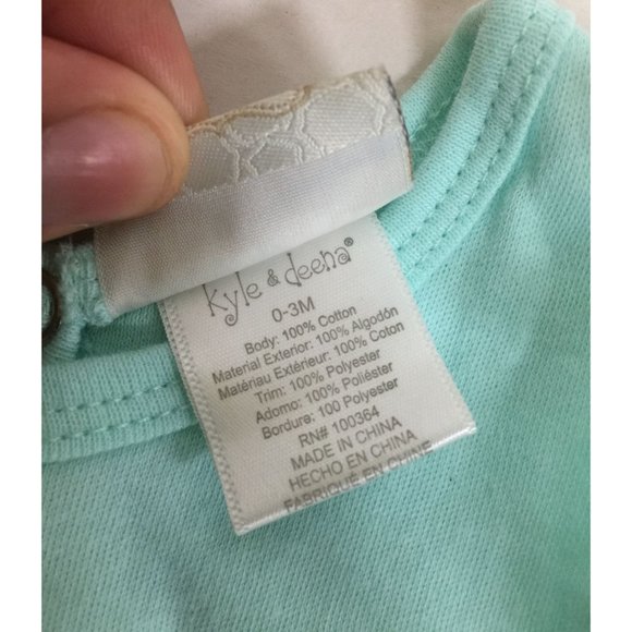 Kyle & Deena 0-3M Baby Girl Blue Onesie With Pink Flower - Picture 3 of 3